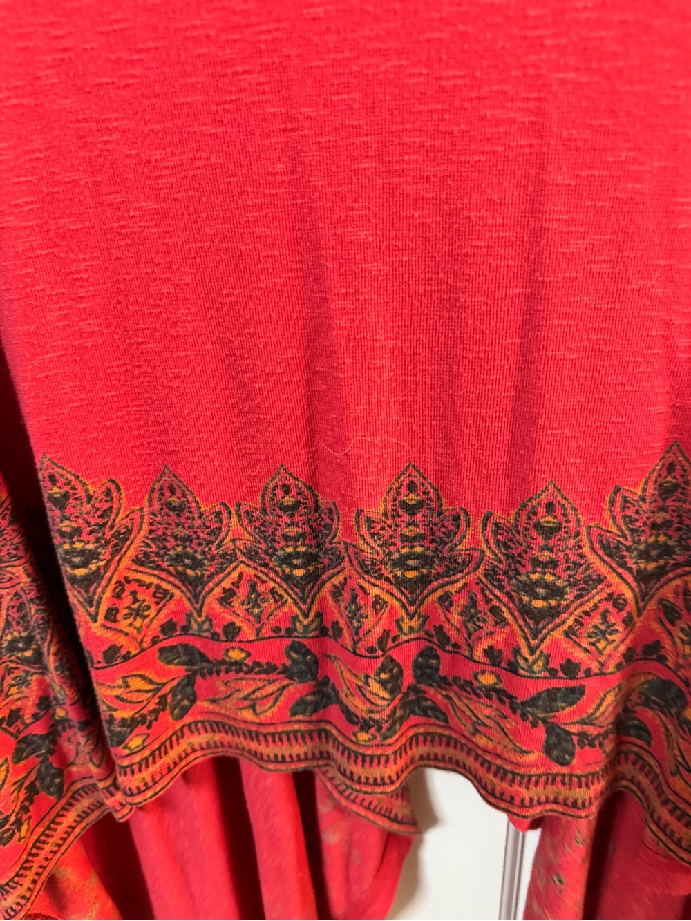 Free People Pick Me Up' Drapey Printed High Low Tee Top Shirt Blouse medium - Picture 4 of 7